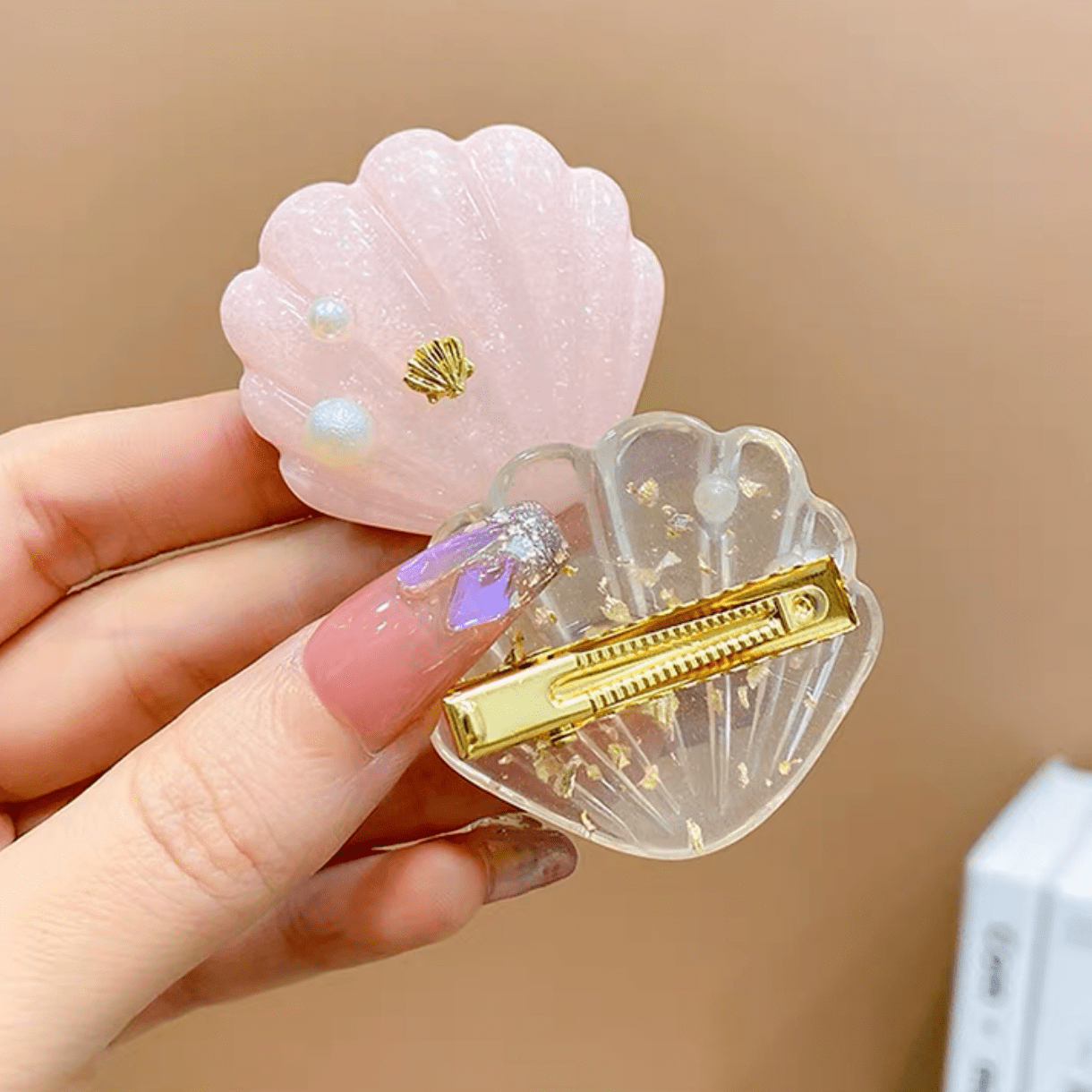 Mini Crystal Sea Shell Hair Clip