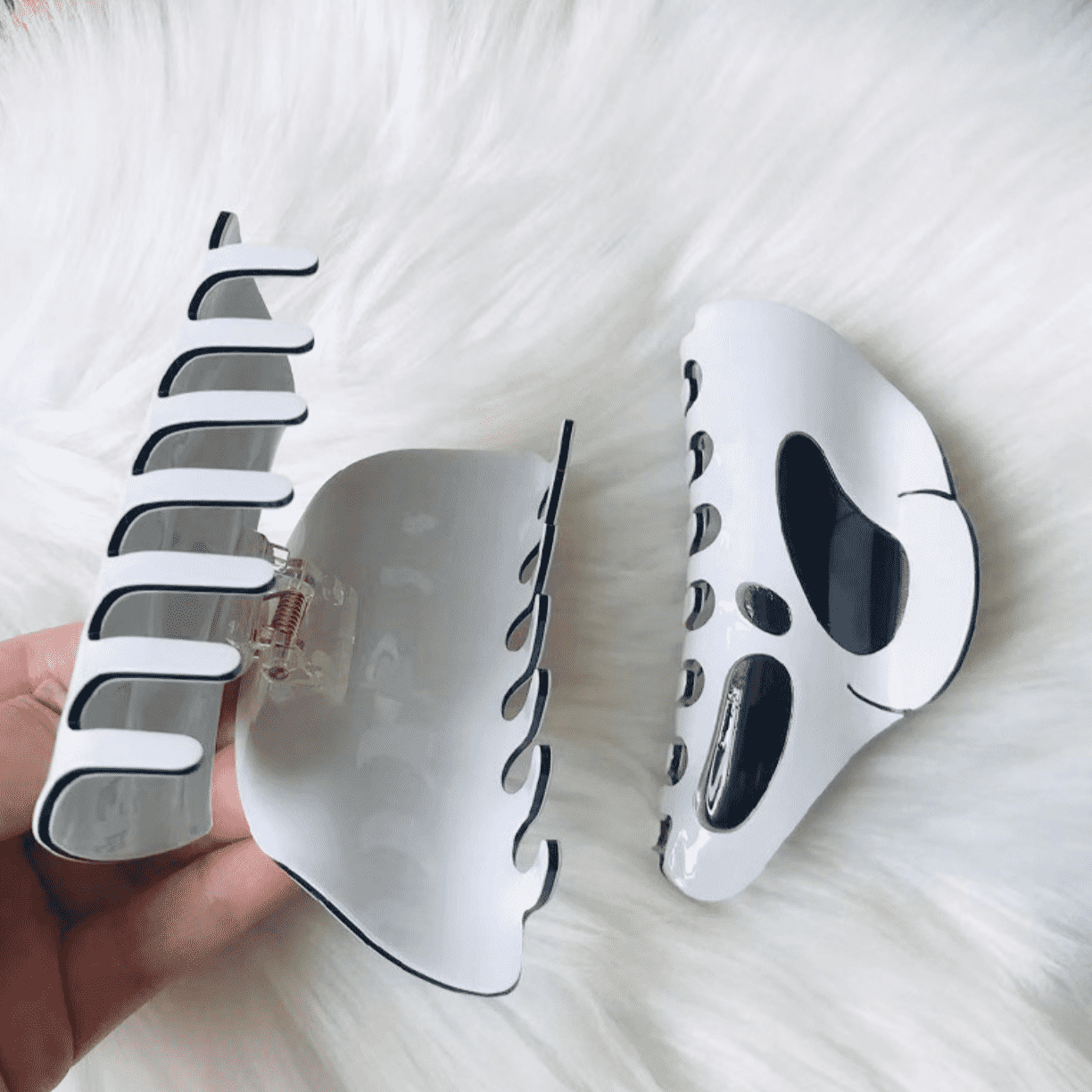 Cloud Shape Skull Hair Claw