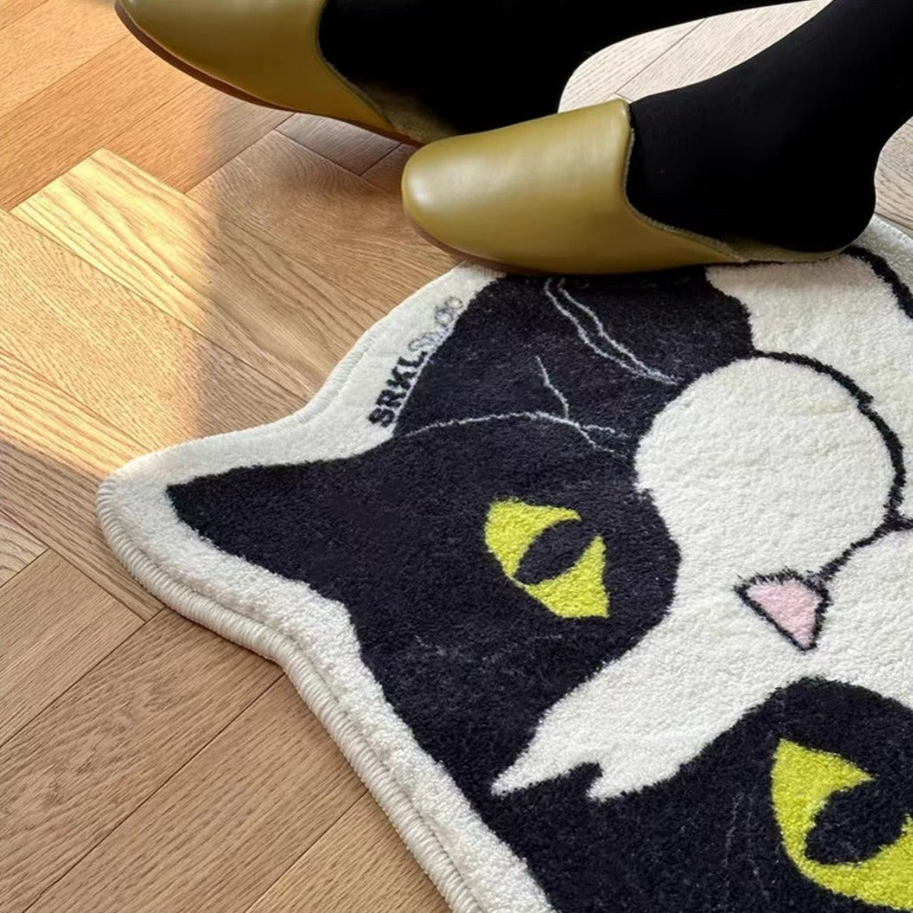 Piebald Cat Head Rug