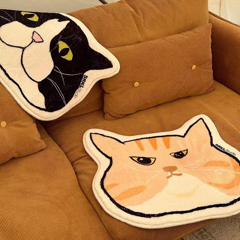 Piebald Cat Head Rug