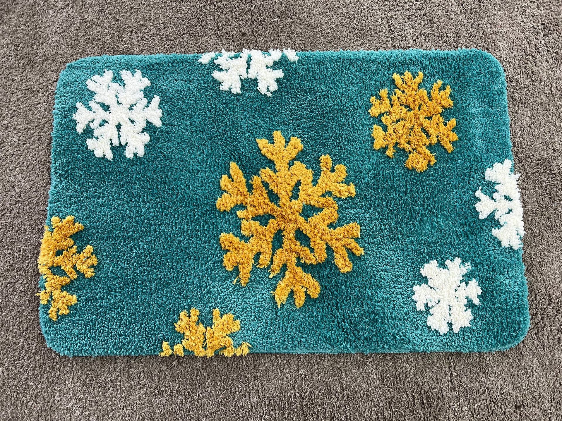 Snow Rug In Blue