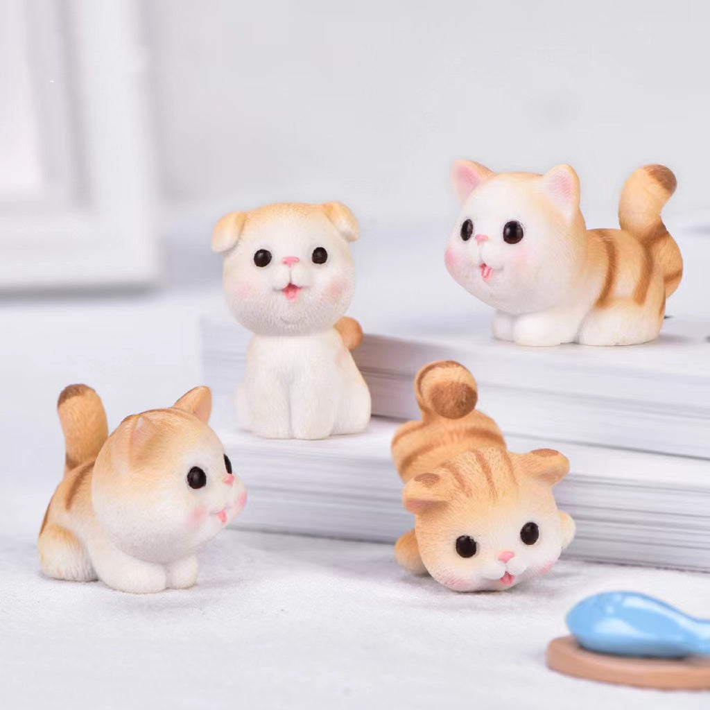 Lovely Cute Small Cat Figures