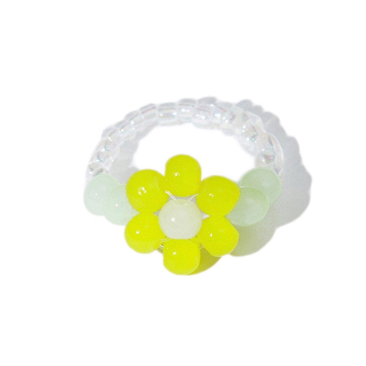 Flower Power Ring in Lemon