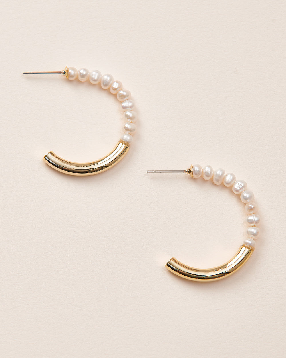 Faye Pearl Hoop Earrings