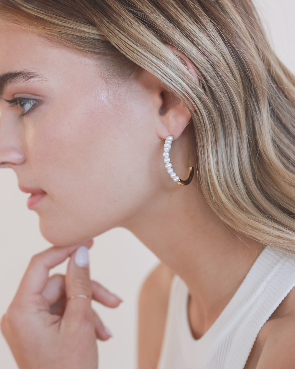 Faye Pearl Hoop Earrings