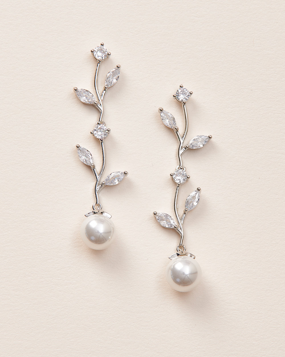 Pearl Floral Dangle Earrings