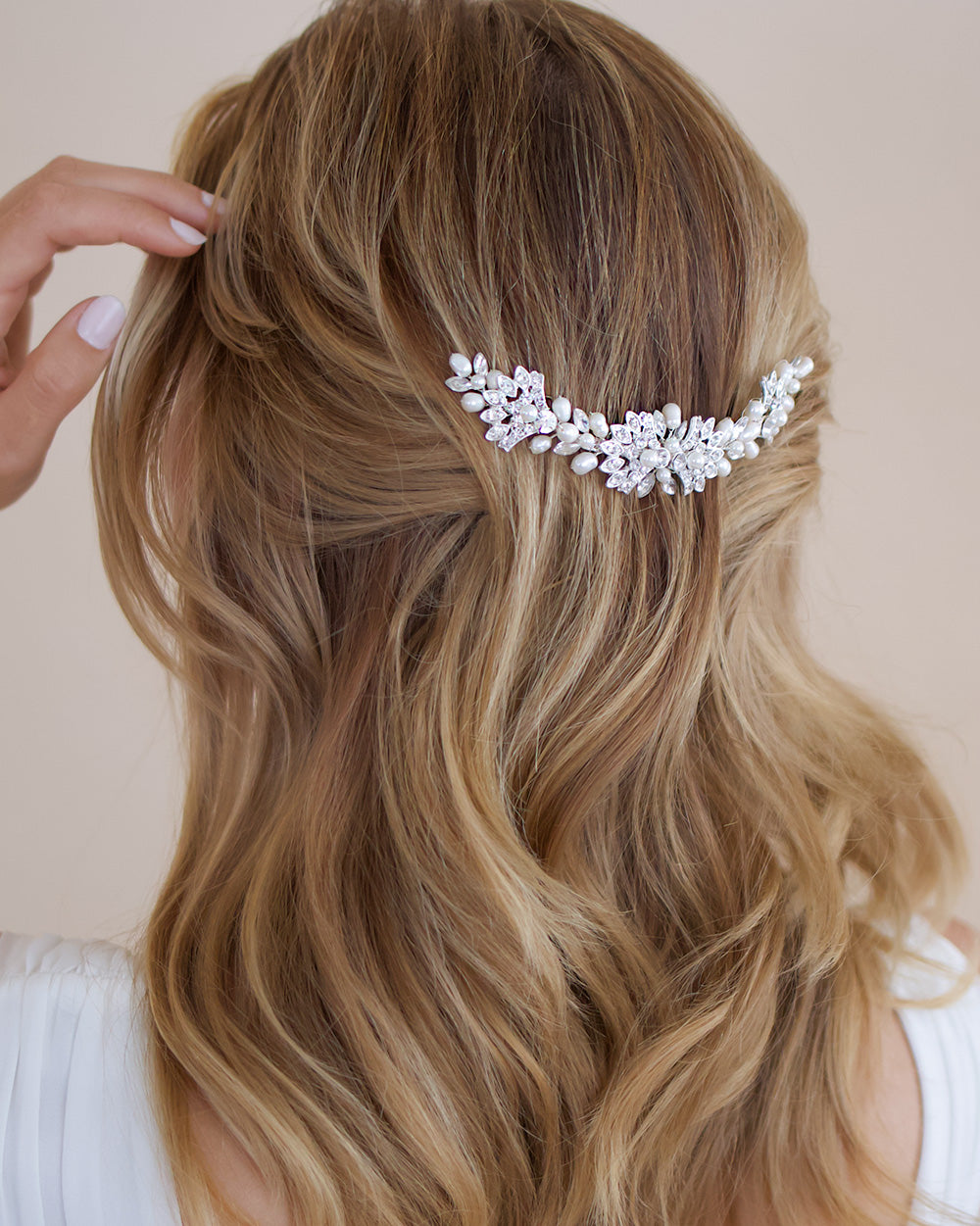 Elle Pearl Bridal Comb