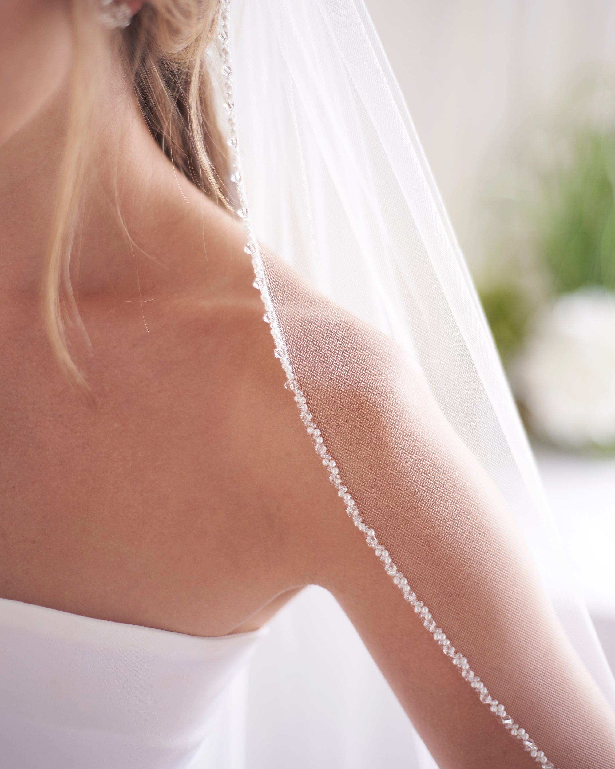 Kylie Crystal & Pearl Beaded Veil