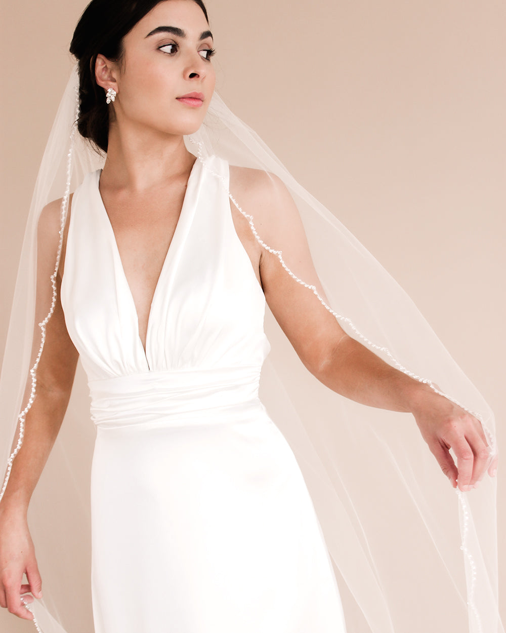 Kelly Scalloped Edge Beaded Veil